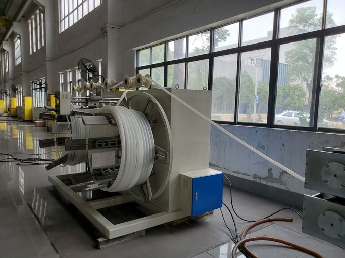 Chaîne de production d'extrusion de tuyau du HDPE AF-63, machine en plastique d'extrusion de tuyau