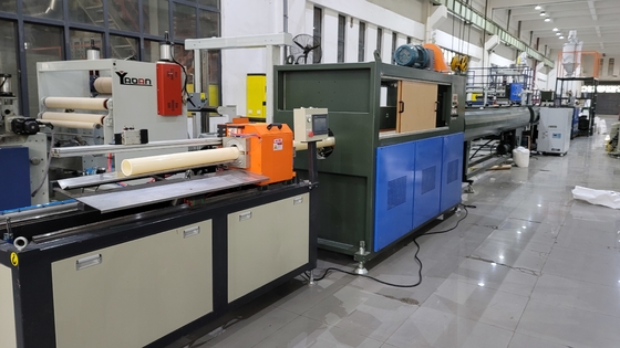 Machine d'extrusion de tuyaux ABS PP HDPE à grande vitesse pour la ligne de production de noyaux de rouleaux de diaphragme à batterie au lithium