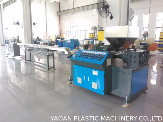 Machine d'extrusion de rotin de PE de PVC des couleurs pp d'AF-55MM 3, rotin en plastique faisant la machine
