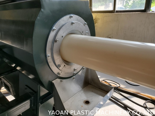 Machine d'extrusion de tuyau d'ABS utilisée à l'ABS fait tuyau en plastique de noyau pour des films de bout droit